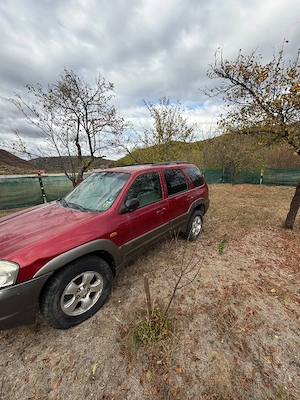 Mazda tribute  - imagine 3