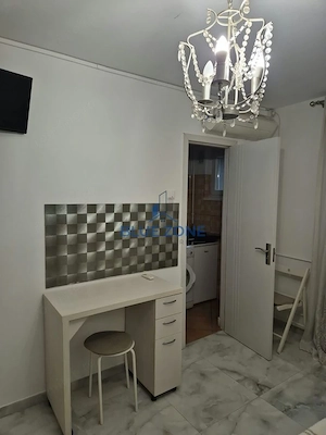 Piața Alba Iulia | Garsonieră 18 mp | Parter | Renovată - imagine 2