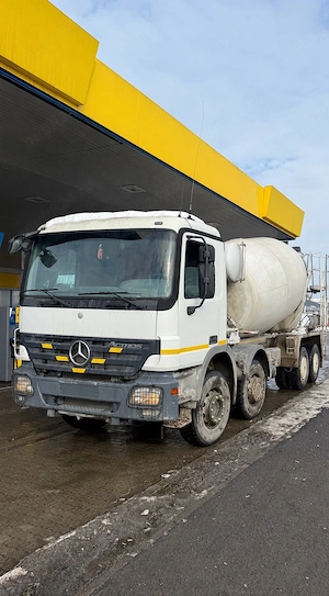 Vand autobetoniera Mercedes - imagine 2