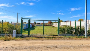 Vand loc de casa ,intravilan - imagine 2