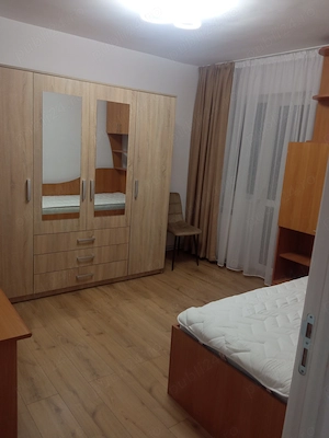 Închiriez apartament 3 camere in Mănăștur , str parang  - imagine 6