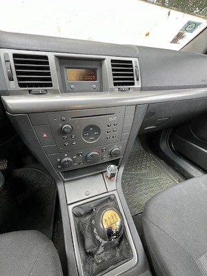 Opel Vectra C 2004, berlina pe benzina, motor de 1600 cmc - imagine 7