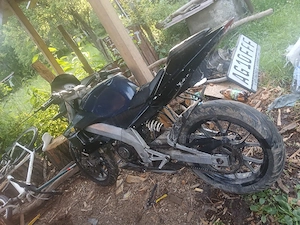 Schimb motocicletă de stradă cu moto cross