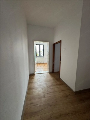 CASA DE INCHIRIAT - CIARDA ROSIE ( str Matei Millo) - 230mp - imagine 18