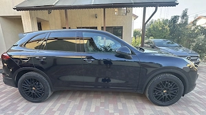 Porsche Cayenne Facelift 3.0 V6 Diesel   245 CP   BOSE   Panoramic   Scaune Ventilate   Impecabil - imagine 2
