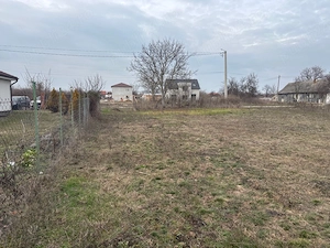 Teren intravilan de vanzare Comuna Parta  - imagine 2