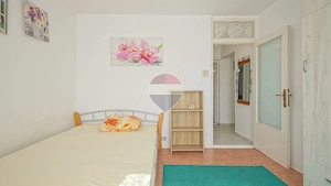 Apartament luminos | 2 camere decomandate | Balcon | Florilor-Gemenii