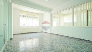 Birouri de închiriat Brașov, zona Piața Sfatului, 245 mp - imagine 13