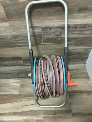 Furtun cu cariucior 