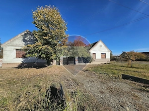 Casa de vanzare in Ficatar