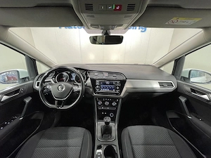 Volkswagen Touran - imagine 7