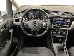 Volkswagen Touran - imagine 6