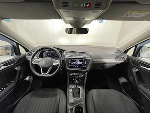 Volkswagen Tiguan - imagine 8