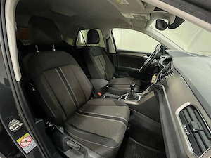 Volkswagen T-Roc - imagine 10