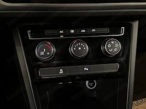 Volkswagen Touran - imagine 19