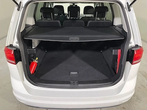 Volkswagen Touran - imagine 12
