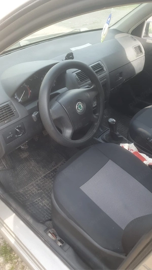 Skoda Fabia 1.2 benzina - imagine 5