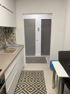 Apartament 2 camere decomandat zona  Tomis 1 Constanta  - imagine 6