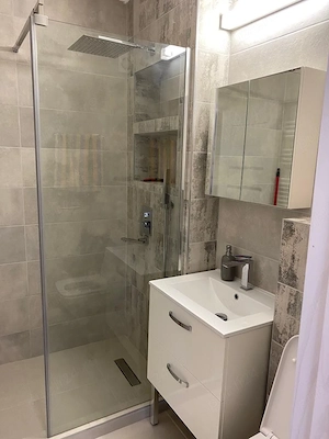 Apartament 2 camere decomandat zona  Tomis 1 Constanta  - imagine 10
