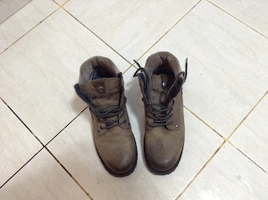 Ghete   Bocanci Wrangler bărbați, piele întoarsă naturală, mărimea [41]