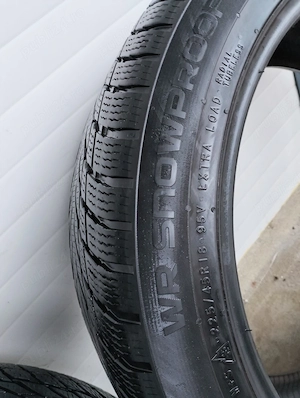 Anvelope nokian wR snowproof p 225/45/r18  - imagine 3
