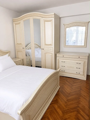 Apartament de vânzare  120.000 euro