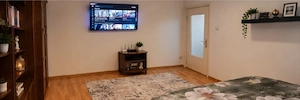 Proprietar închiriez apartament cu o camera,  localizat pe strada Transilvania, in imediata vecinata