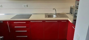 2 camere, balcon generos și parcare privată - imagine 4
