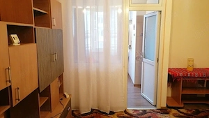 Direct propietar ocazie ofer garsoniera decomandata zona Traian