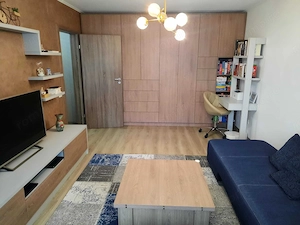 Apartament elegant cu 2 camere în Urban Pentha Brașov | boxă și loc de parcare incluse in pret | La  - imagine 4