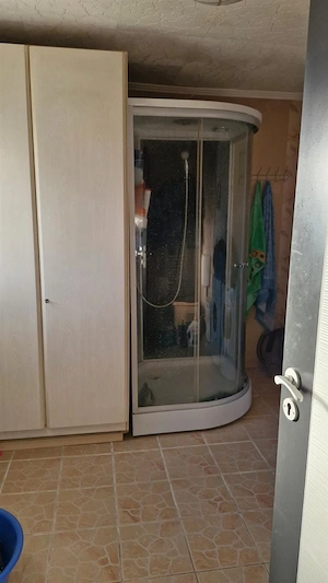 Casă modernă 3 camere , curte generoasă   Zonă liniștită în Moristi - imagine 6
