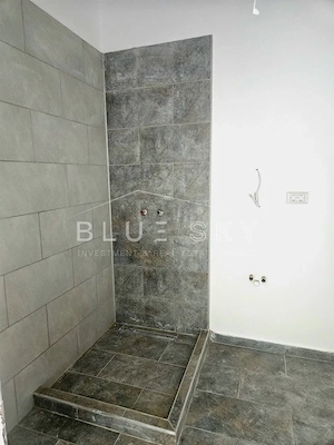 Apartament 3 camere Zona Mamaia Nord- la 200 m de plaja - imagine 6