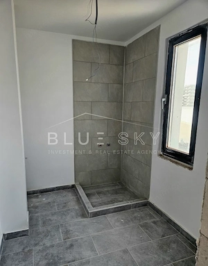Apartament 3 camere Zona Mamaia Nord- la 200 m de plaja - imagine 9