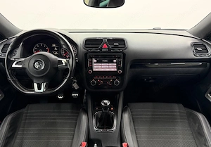 Volkswagen Scirocco 1.4 TSI - imagine 13