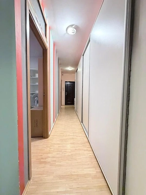 Apartament modern, 3 camere, 62 mp utili - Zona Aradului - imagine 9