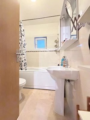 Apartament modern, 3 camere, 62 mp utili - Zona Aradului - imagine 10
