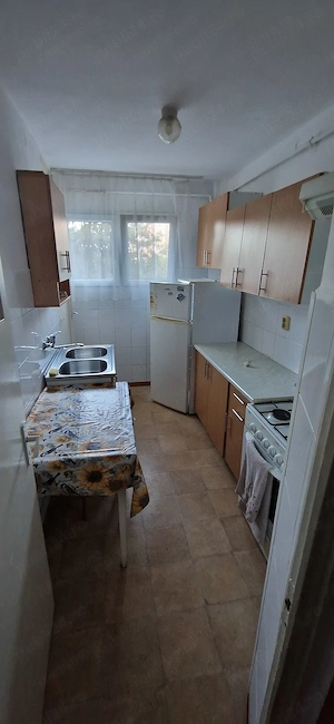 Ofer spre inchiriere apartament cu 2 camere, str. Uranus - imagine 4