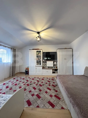 Apartament 39mp utili + balcon, parcare inclusă, renovat, Florilor - imagine 2