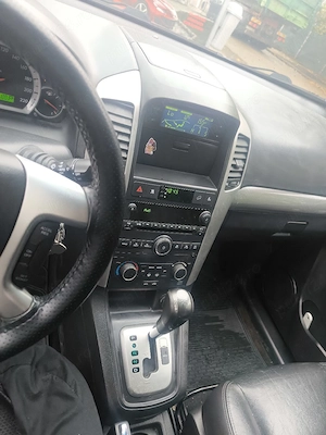 vând Chevrolet captiva Lt 4x4 automat  - imagine 2