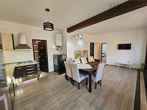 Apartament 3 camere la casa, 200 m de Poarta Schei - imagine 6