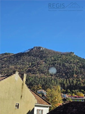 Apartament 3 camere la casa, 200 m de Poarta Schei - imagine 18
