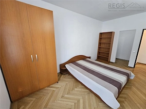 Apartament 3 camere la casa, 200 m de Poarta Schei - imagine 12