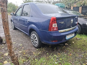 Vând Dacia Logan 1.4 Mpi 