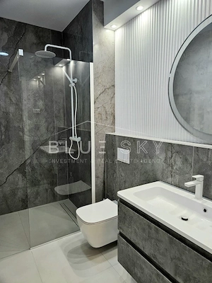 Apartament premium de inchiriat, la cativa pasi de plaja - imagine 14