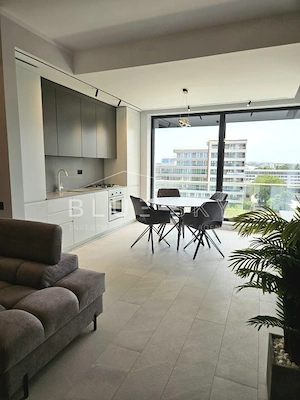 Apartament premium de inchiriat, la cativa pasi de plaja - imagine 5
