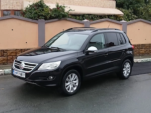 Vw Tiguan An 2010 motor 2.0 benzină  - imagine 2
