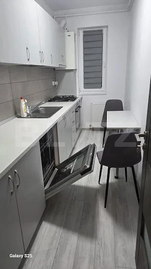 Apartament 2 camere zona Poligon  - imagine 10