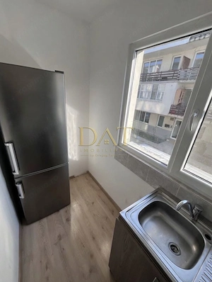 Apartament 2 camere semidecomandate | Zona Eroilor Floresti - imagine 7