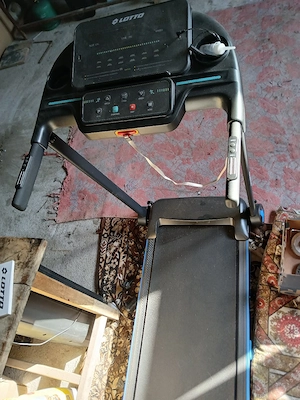 Banda de alergat electrica Lotto Runex R4, inclinare manuala, bluetooth, viteza maxima 8 km h motor 