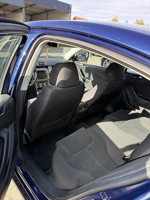Volkswagen Passat B6 - imagine 3